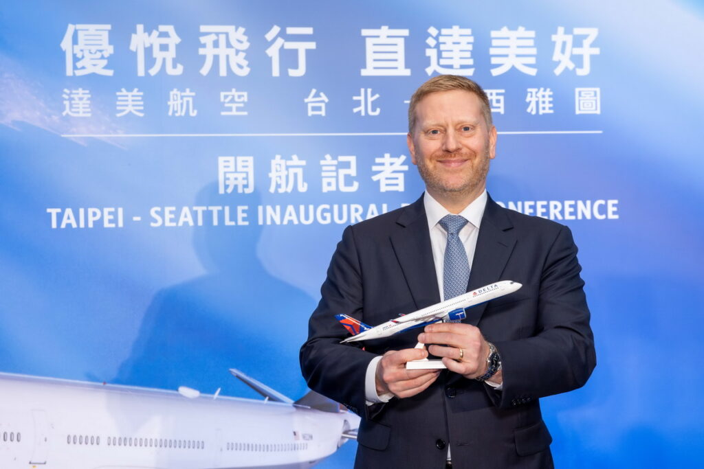 達美航空亞太區副總裁莫傑夫Jeff Moomaw宣告台北西雅圖開航
