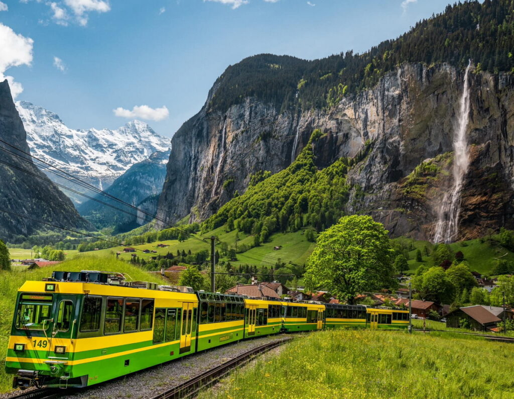 透過歐鐵台灣總代理購賣瑞士旅行通行證，一票即可暢遊瑞。